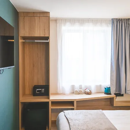 Park Hotell 3*